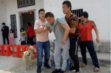 疫情不减奉献爱心惠州尚妍情系贫困家庭