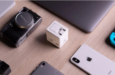 Alien超小型65w GaN充电器可在150多个国家/地区使用 Alien超小型65w GaN充电器可在150多个国家/地区使用