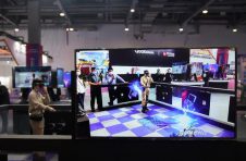 2020世界VR产业大会云峰会开幕