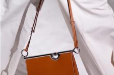 爱马仕（Hermès）有两个新的SS21手提袋-它们都非常容易折叠