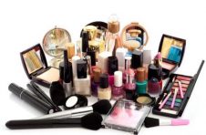 我国已成为世界上第二大化妆品消费市场