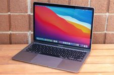 2022款iPad Pro曝光：首次加入无线充电