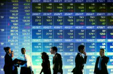 公募基金2022年年报披露完毕 隐形重仓股多为高端制造业