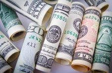 外汇局：截至2月末我国外汇储备规模31332亿美元