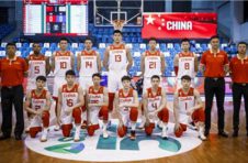 中国男篮再胜中国台北 亚预赛四战全胜