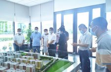 江门市市场监督管理局考察团一行赴新州美谷考察调研
